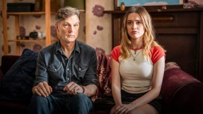 Daddy Issues 1.Sezon 4.Bölüm izle